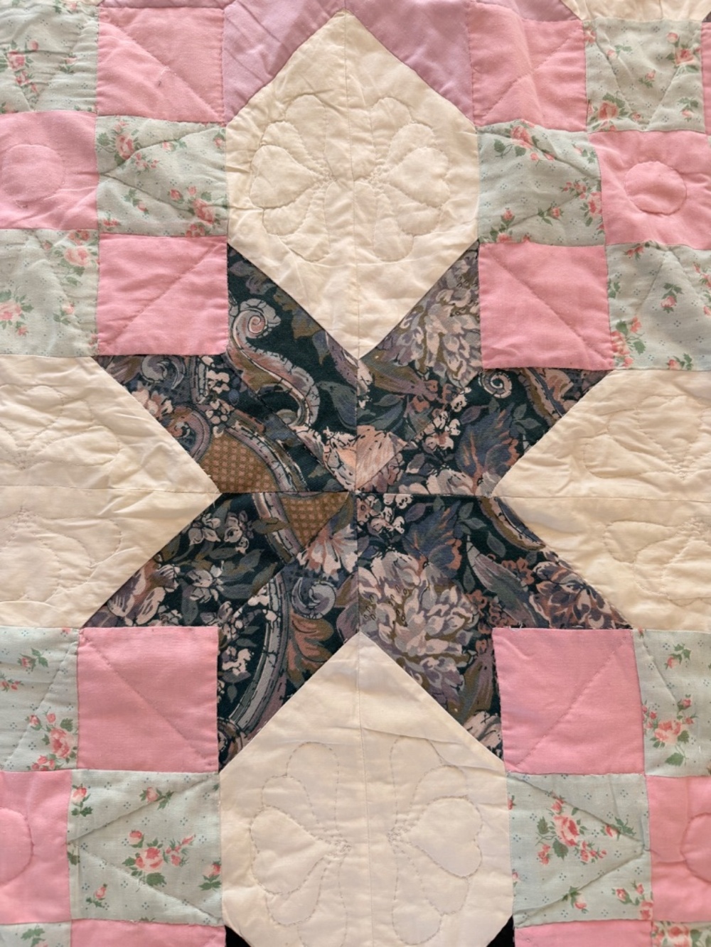 Vintage Handmade Patchwork Quilt Cottagecore Floral Star Quilt 88” x 88” - Picture 4 of 5